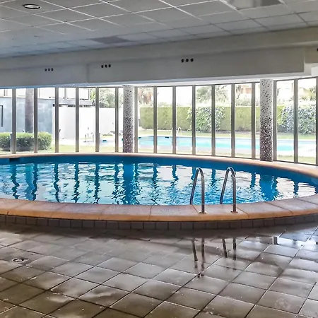 Apartment Cozy In With Indoor Swimming Pool Oliva